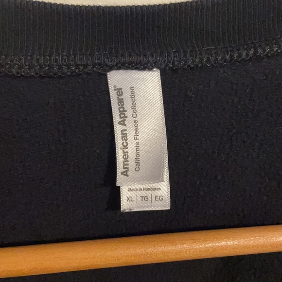 Minimalist Cannabis Crewneck Sweater - Picture 3 of 3